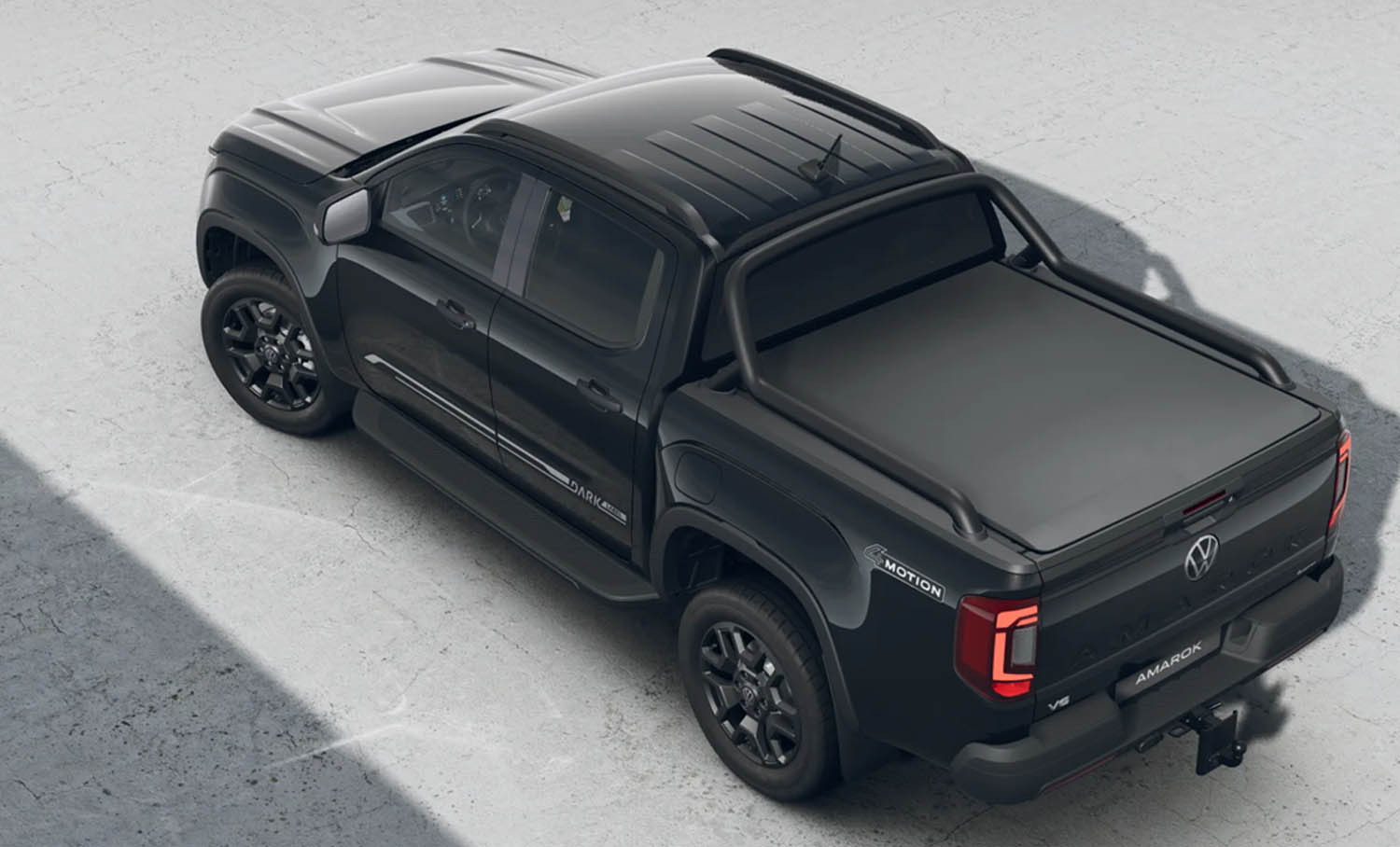 Based on the Amarok Style, the Dark Label derivative introduces a more distinctive and design focused interpretation of the range. Based on the Amarok Style, the Dark Label derivative introduces a more distinctive and design focused interpretation of the range.