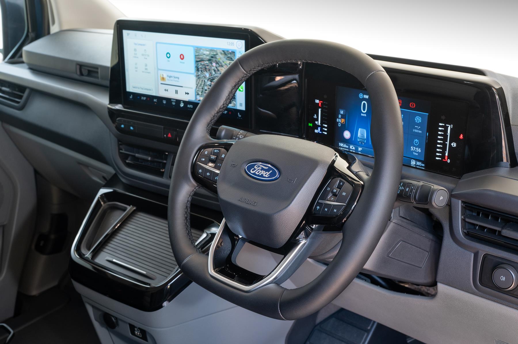 18003FordTransitCustomSport-interior89.jpg