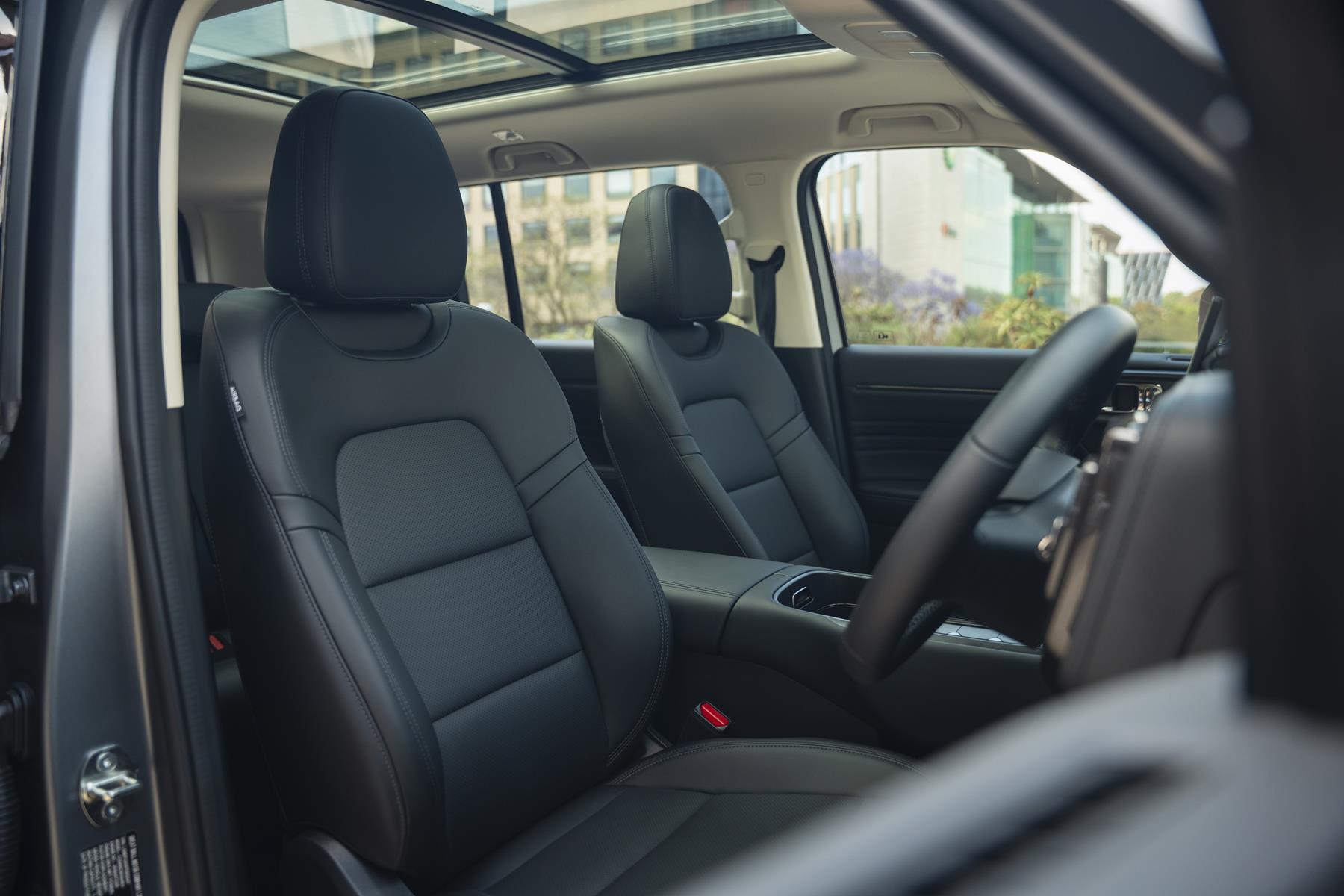 1800Haval_Interior_3.jpg