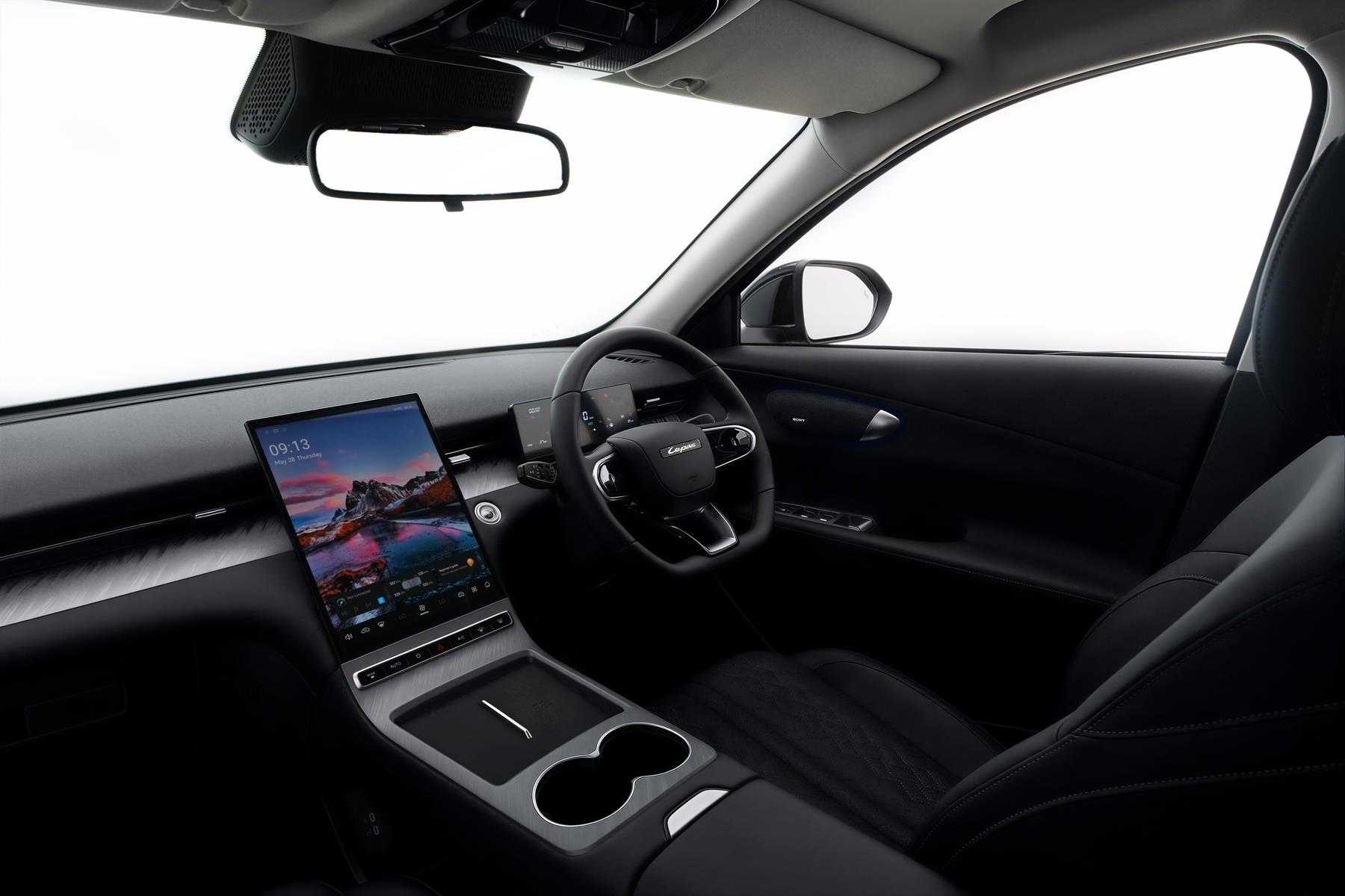 1800Lepas-L6-interior-black-south-africa-2026.jpg