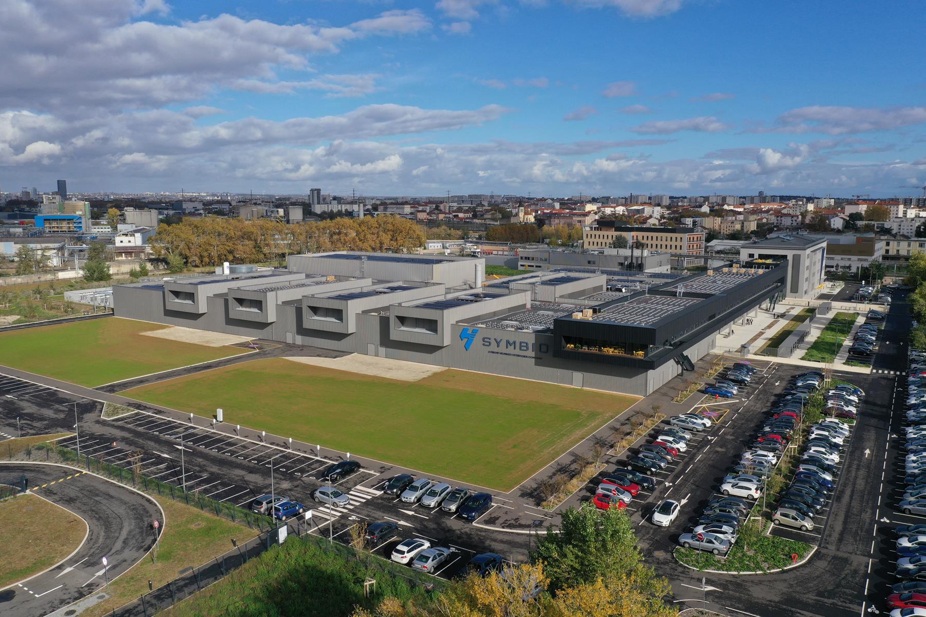 Symbio inaugurates its first gigafactory SymphonHy, Europe's largest integrated site producing hydrogen fuel cells, supporting the deployment of sustainable and efficient mobility