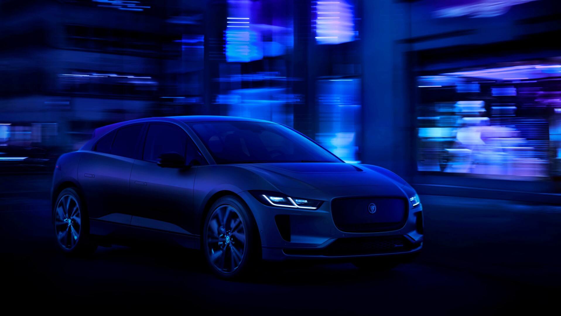 Jaguar launches exclusive car-sharing pilot with the all-electric I-PACE in two major cities 