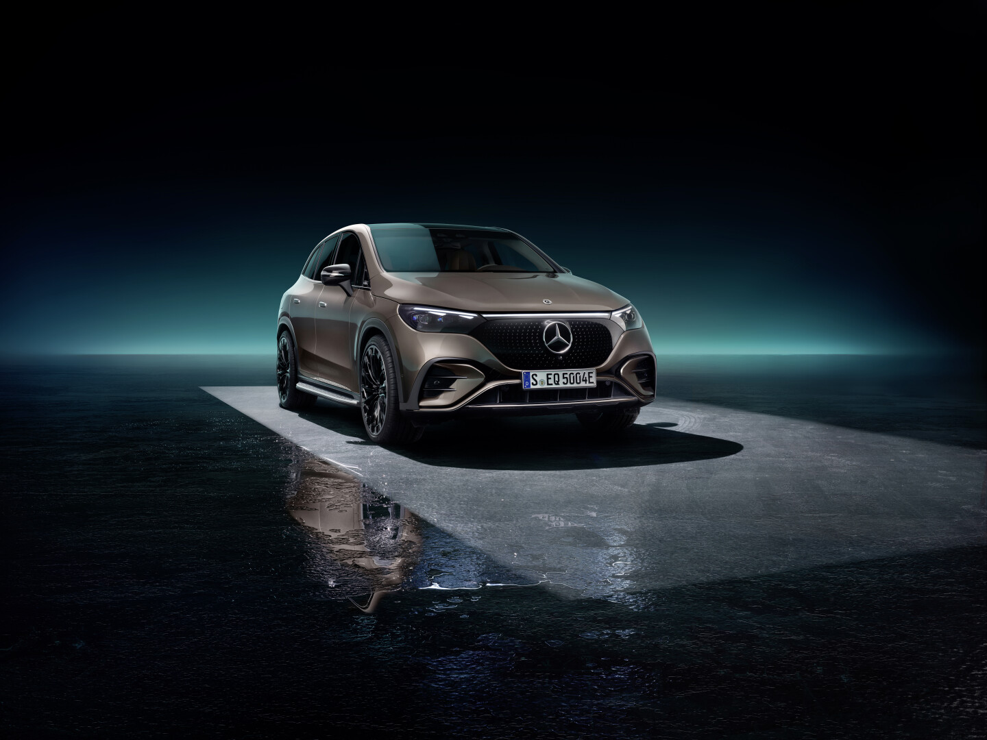 The new all-electric EQE SUV from Mercedes-Benz: Defining it’s class with unrivalled luxury and technology 