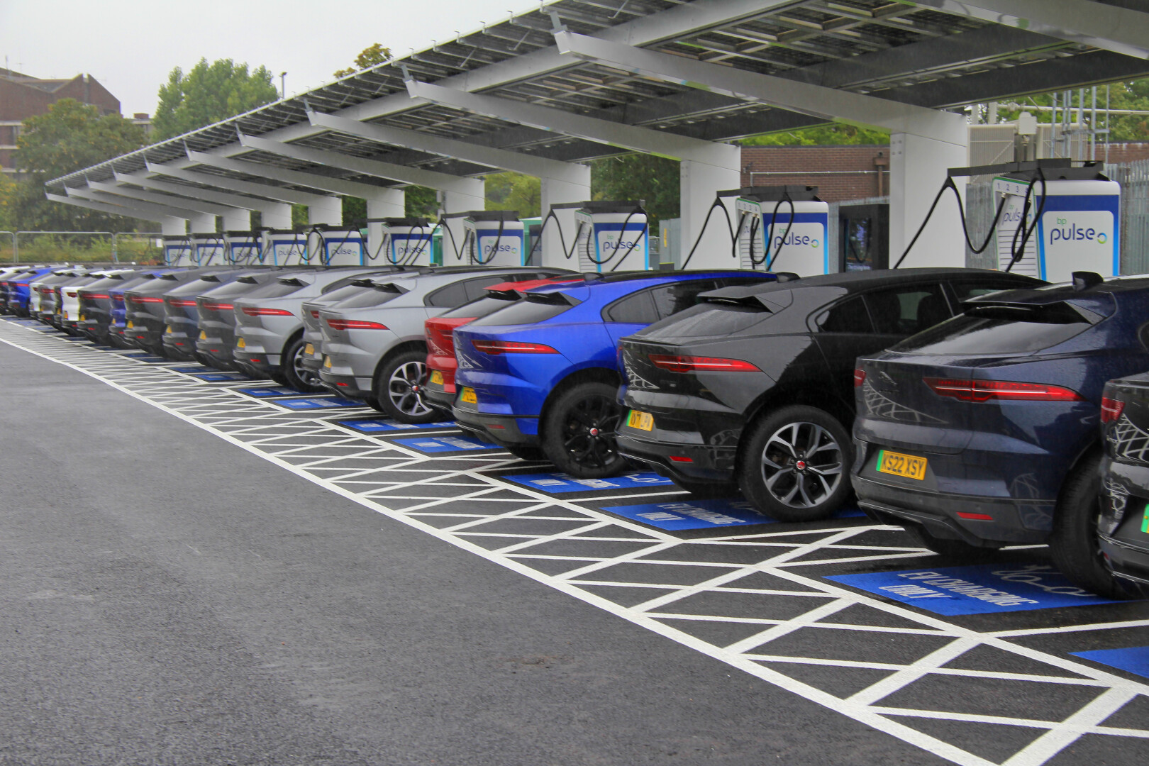 Jaguar supports opening of one of Europe’s largest EV charging hubs 