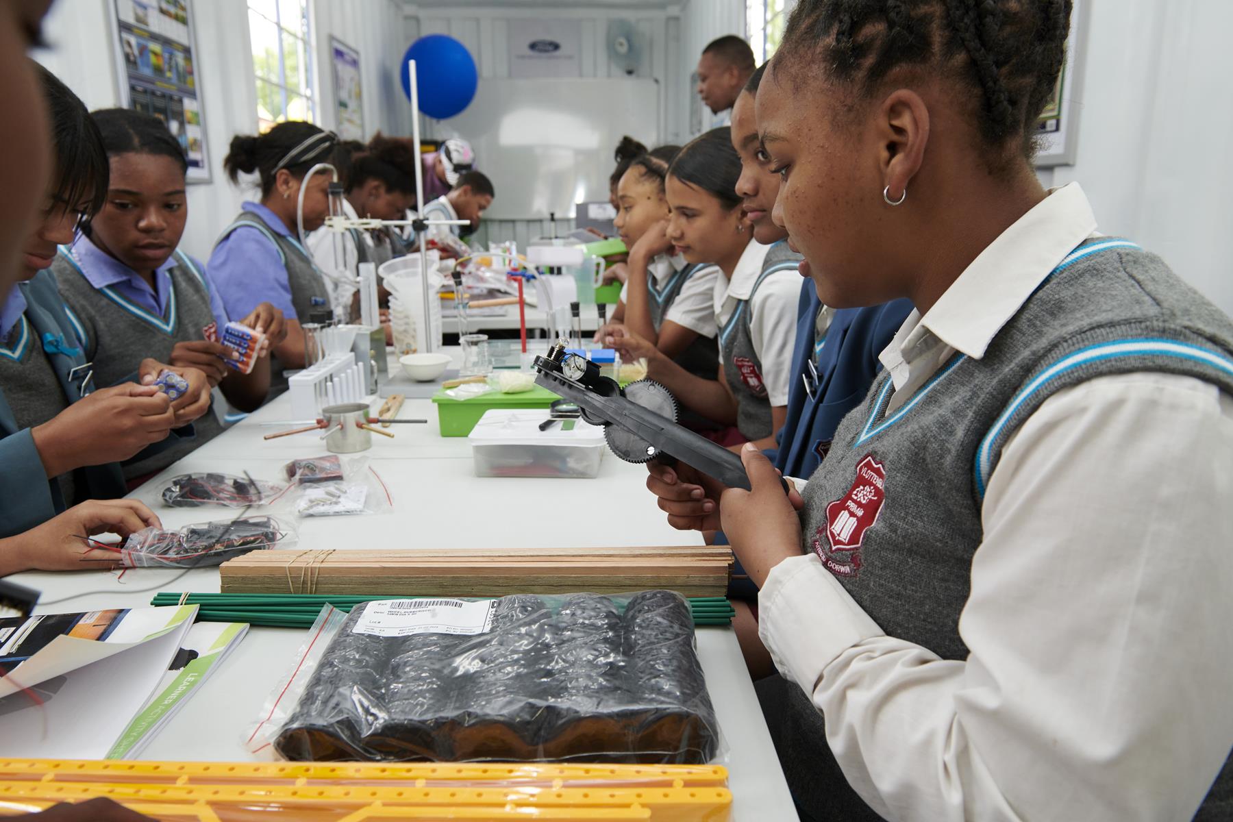 Ford Delivers 100th Maths and Science Laboratory in Landmark Legacy CSR Project