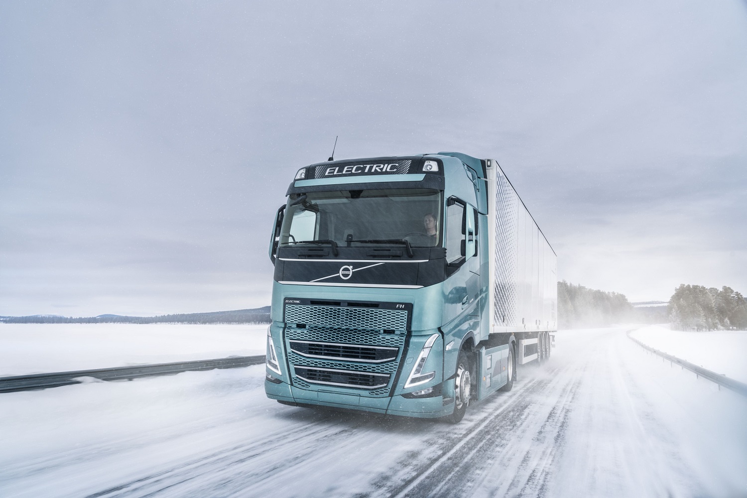 Volvo Trucks Shares Essential Tips for Truck Drivers During Extreme Weather Conditions