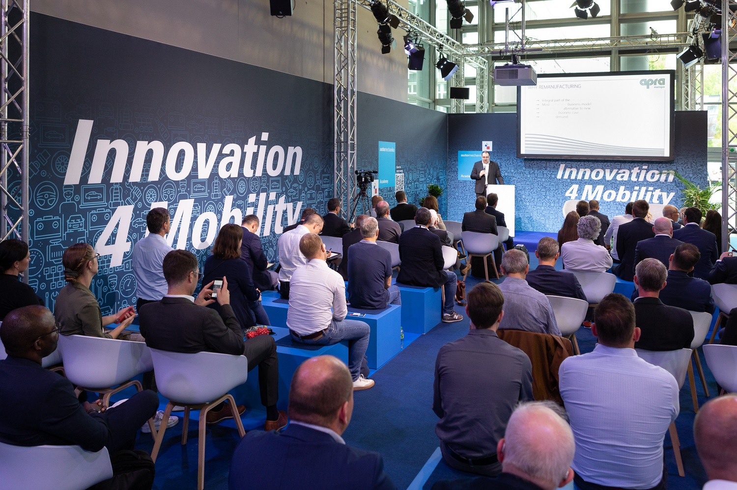 Five stages at the Automechanika Academy