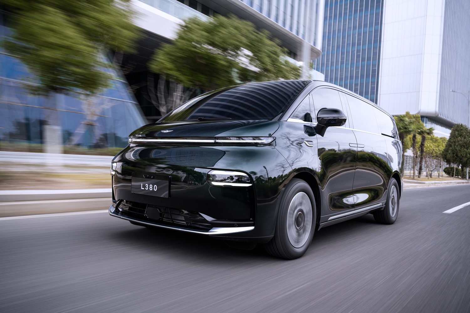 LEVC’s e-mobility transition accelerates as new L380 luxury MPV goes on sale in China