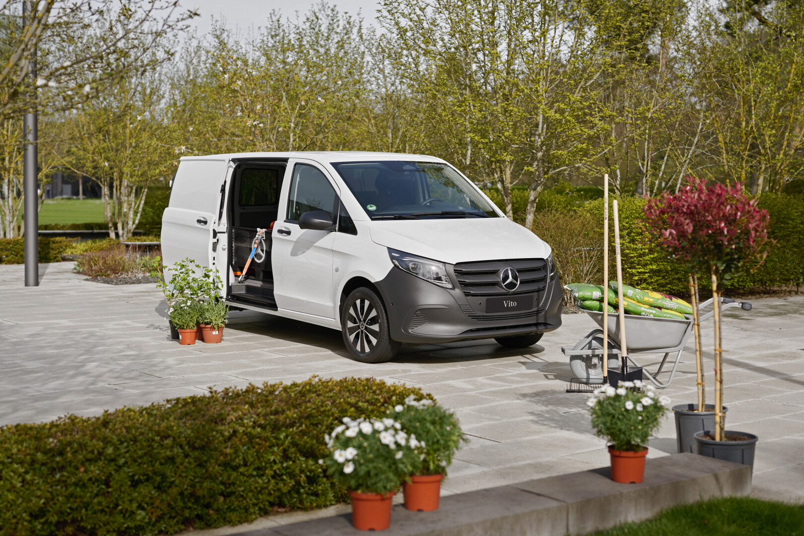 Mercedes-Benz South Africa Unleashes the New Vito: Elevating Connectivity and Comfort 