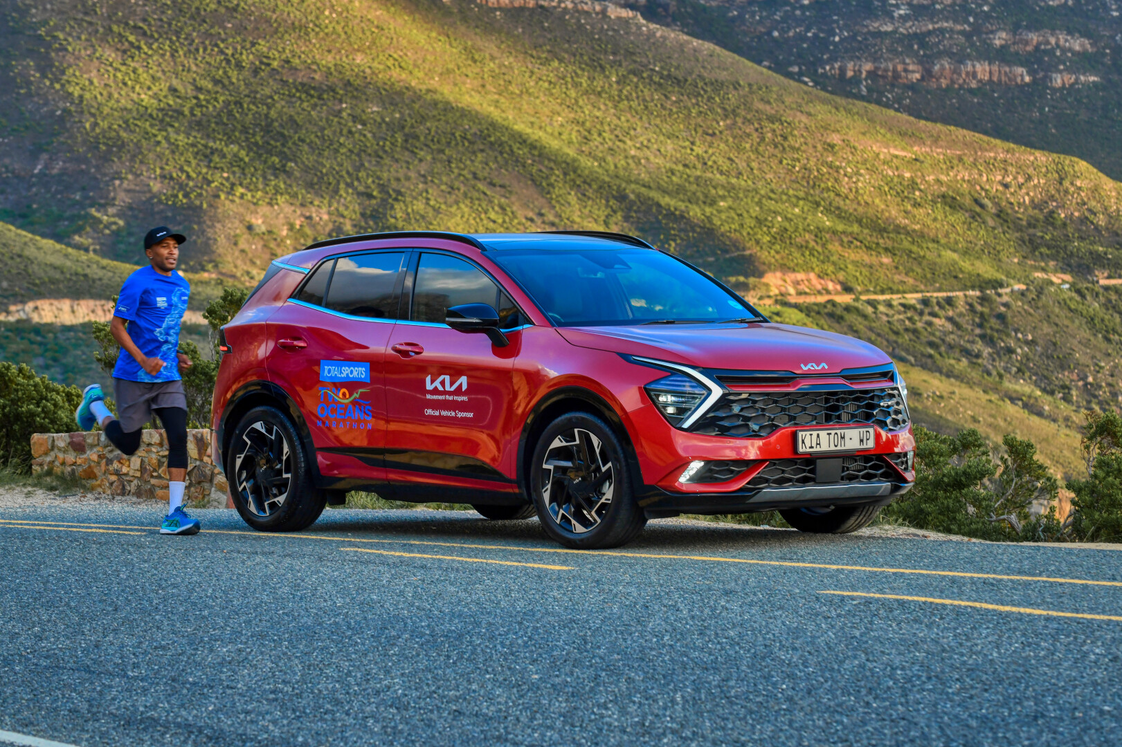 Kia returns as official vehicle sponsor of the 2024 TotalSports Two Oceans Marathon