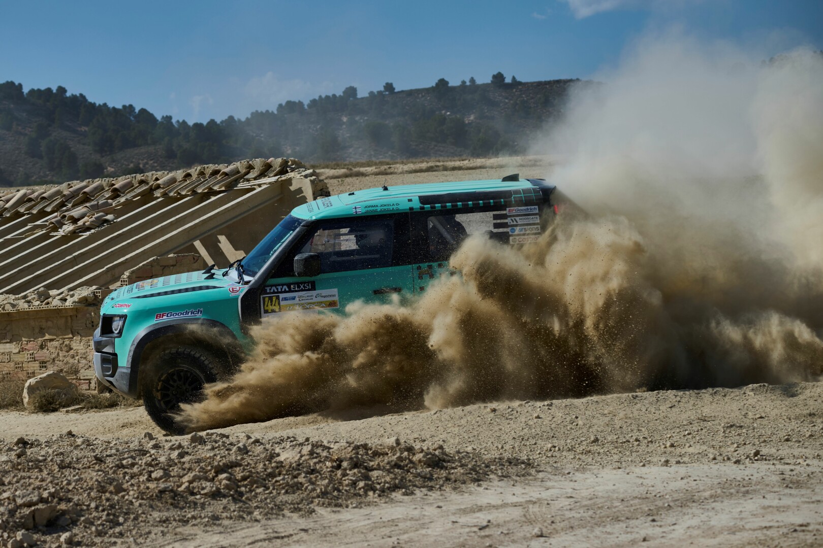 Challenging conditions for round three of the 2024 Defender Rally Series European Baja Championship 