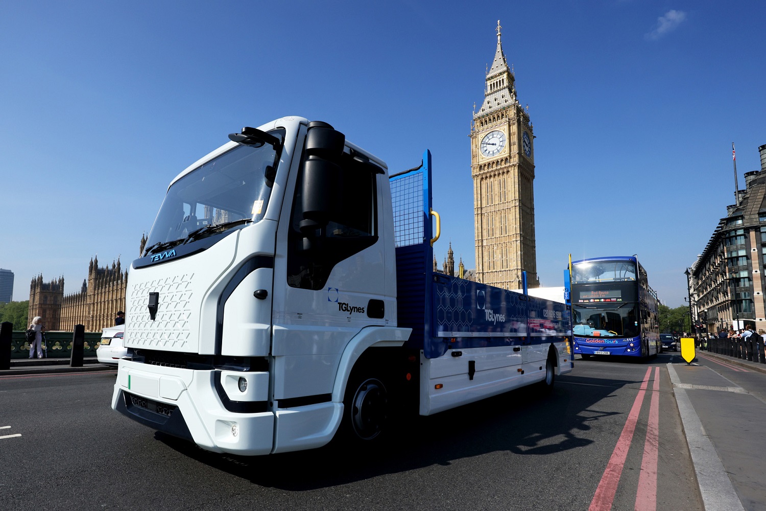 TG Lynes brings electric truck to London streets