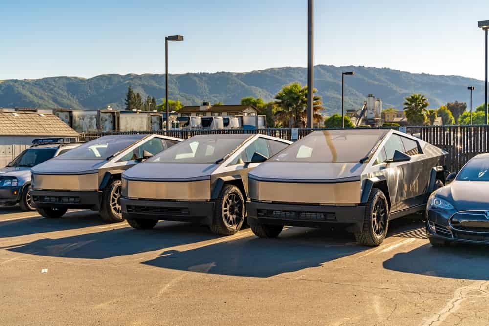 Tesla sells over 30 Cybertrucks daily in 2024