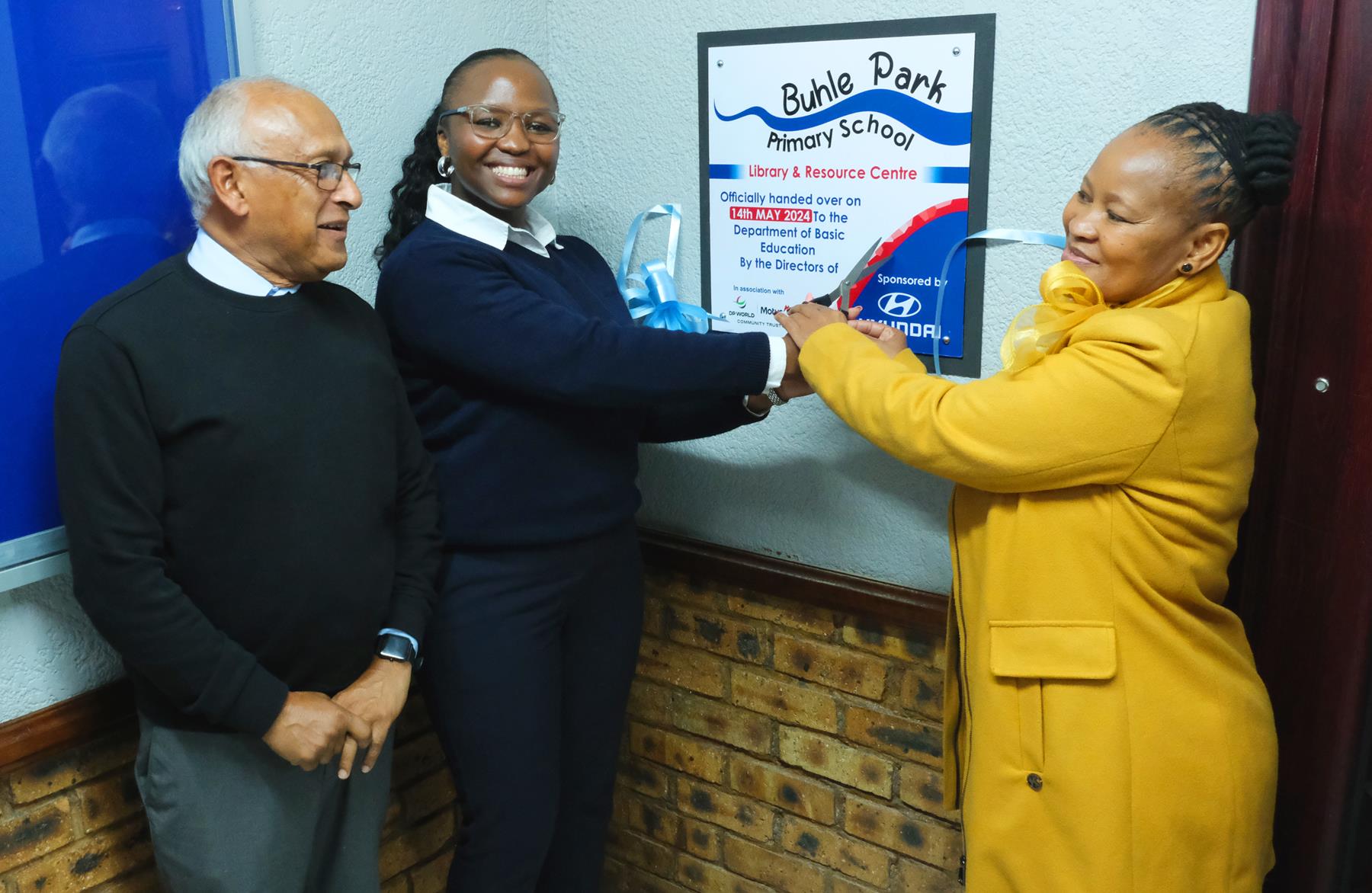 Buhle Park Primary gets a new school library, courtesy of Hyundai 