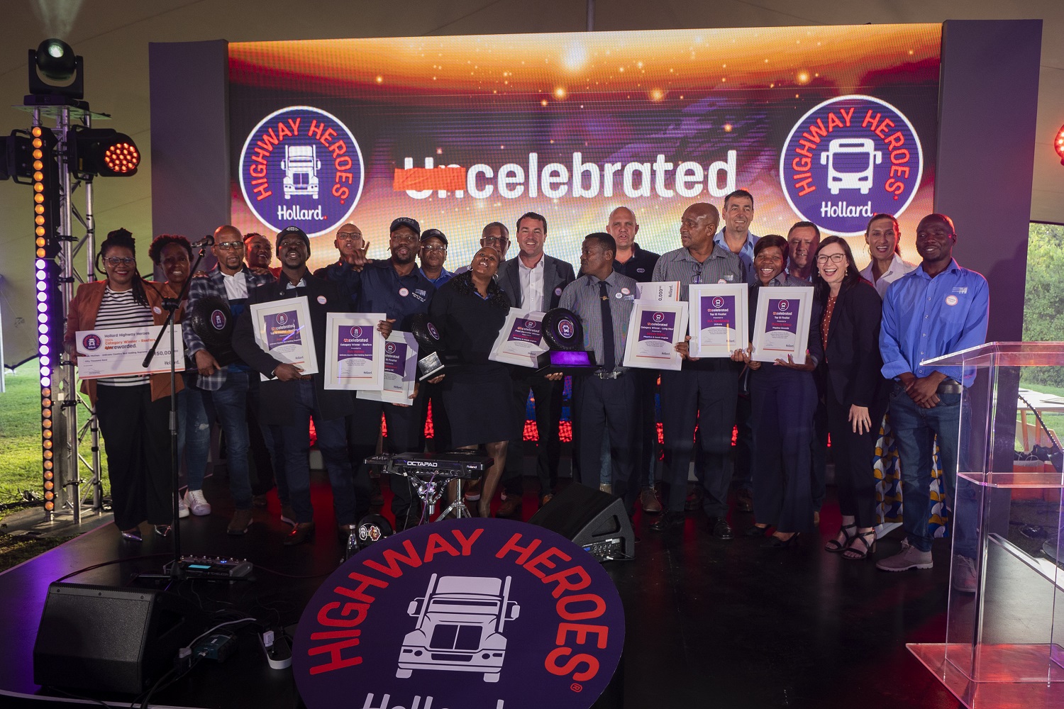 Uncelebrated! Hollard rewards two everyday highway heroes for their outstanding driving