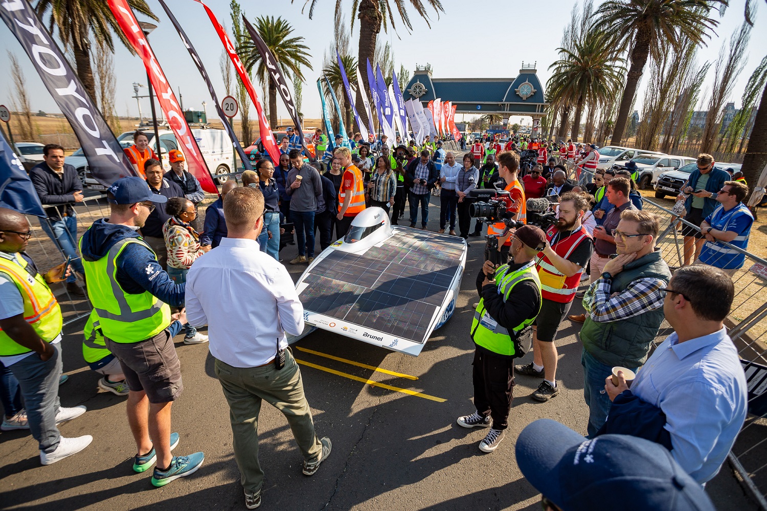BMW Group South Africa Partnered with the 2024 Sasol Solar Challenge to Advance the Hydrogen Agenda