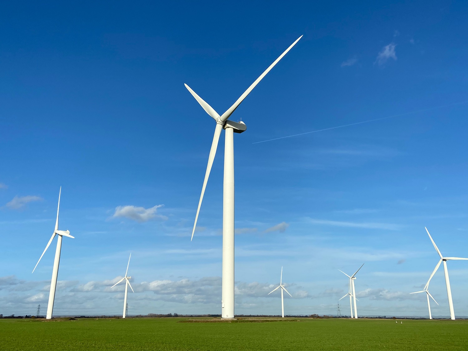 Mobil™ wind turbine solutions from African Group Lubricants supports South Africa’s energy transition