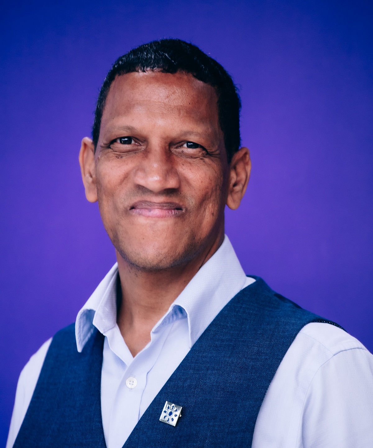 Elvin Harris, President of CILTSA Elvin Harris, President of CILTSA