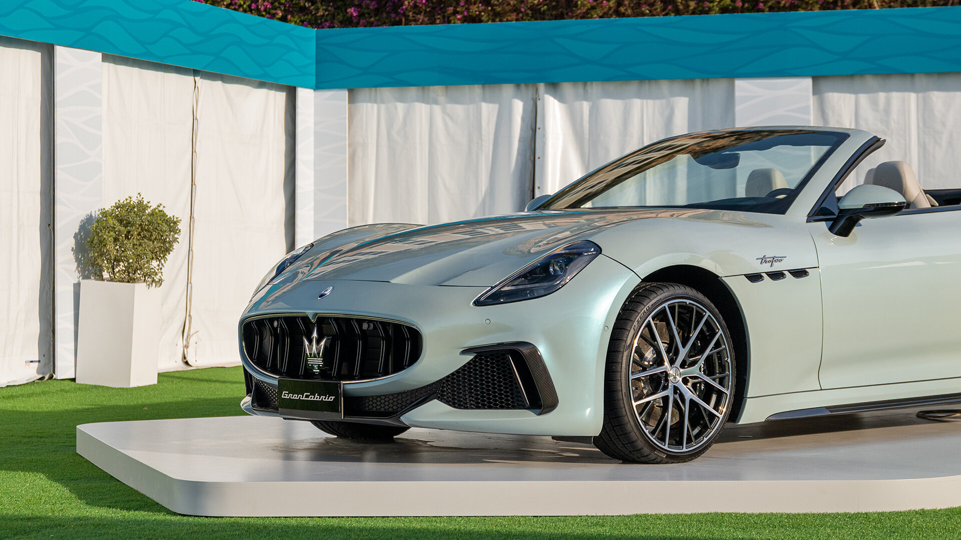 Maserati back at Rolex Monte-Carlo Masters with exclusive MC20 Cielo 