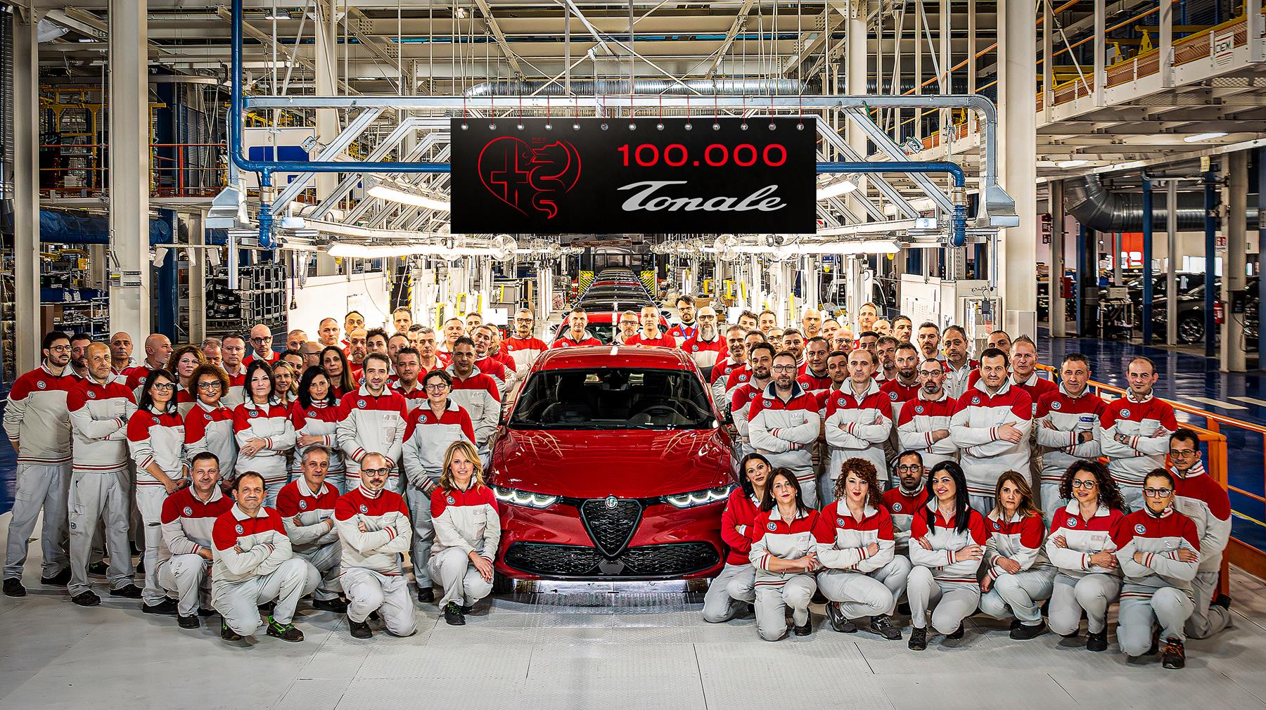 100,000th Alfa Romeo Tonale produced at Pomigliano d’Arco plant