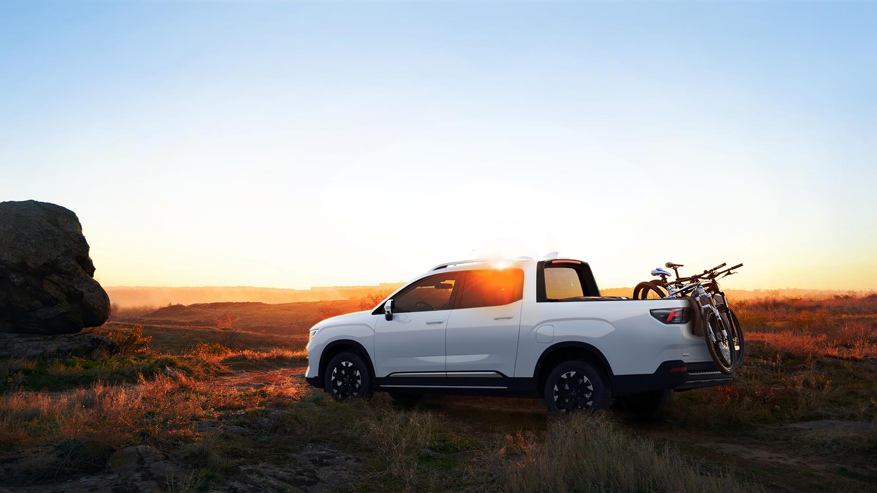 Enviro Automotive that announces the arrival of South Africa’s first fully electric 4x4 and 4x2 pick up, the Riddara RD6
