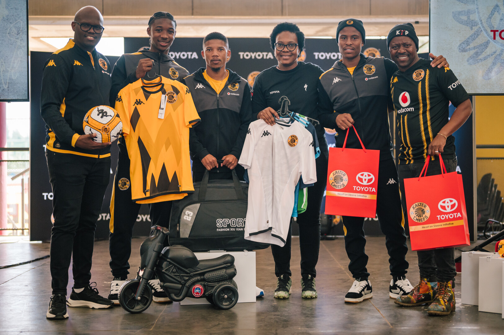 Toyota South Africa and Kaizer Chiefs wear their Heart on Sleeve to uplift Kliptown youth 