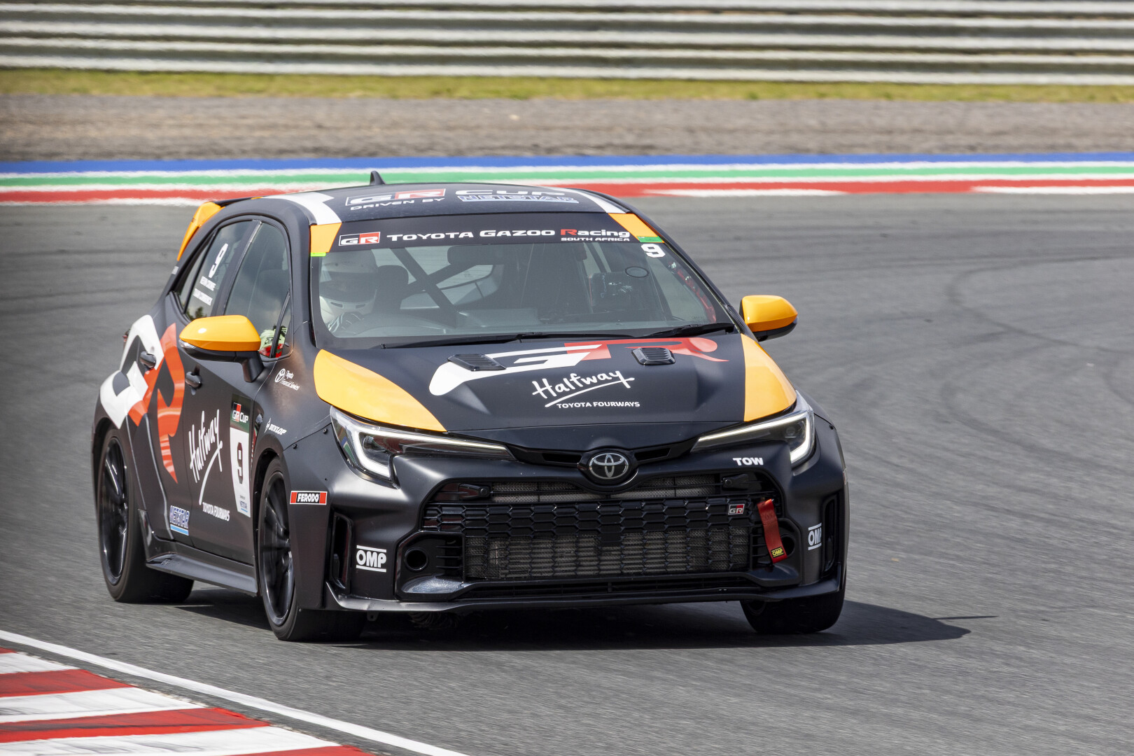 GR Cup heats up at Kyalami with standout performances in all three categories 