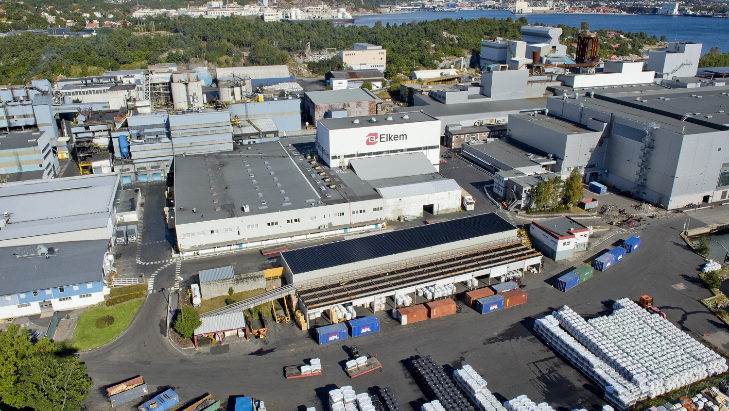 Elkem awarded NOK 33 million from Innovation Norway for development of recycled low-emission products for automotive and construction industry