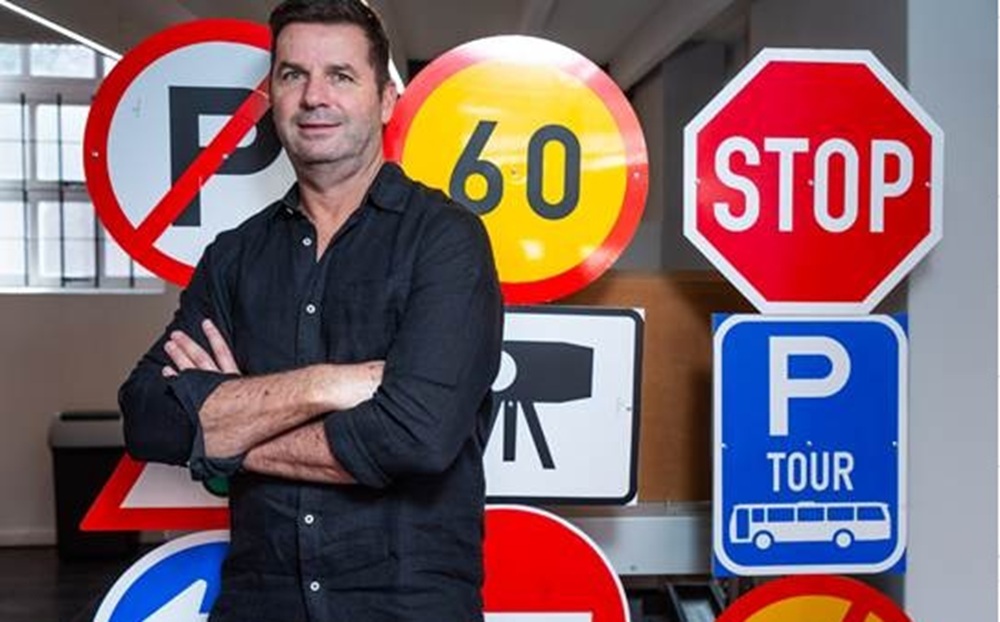 Surge in fake traffic fine SMSes prompts warning from Fines SA