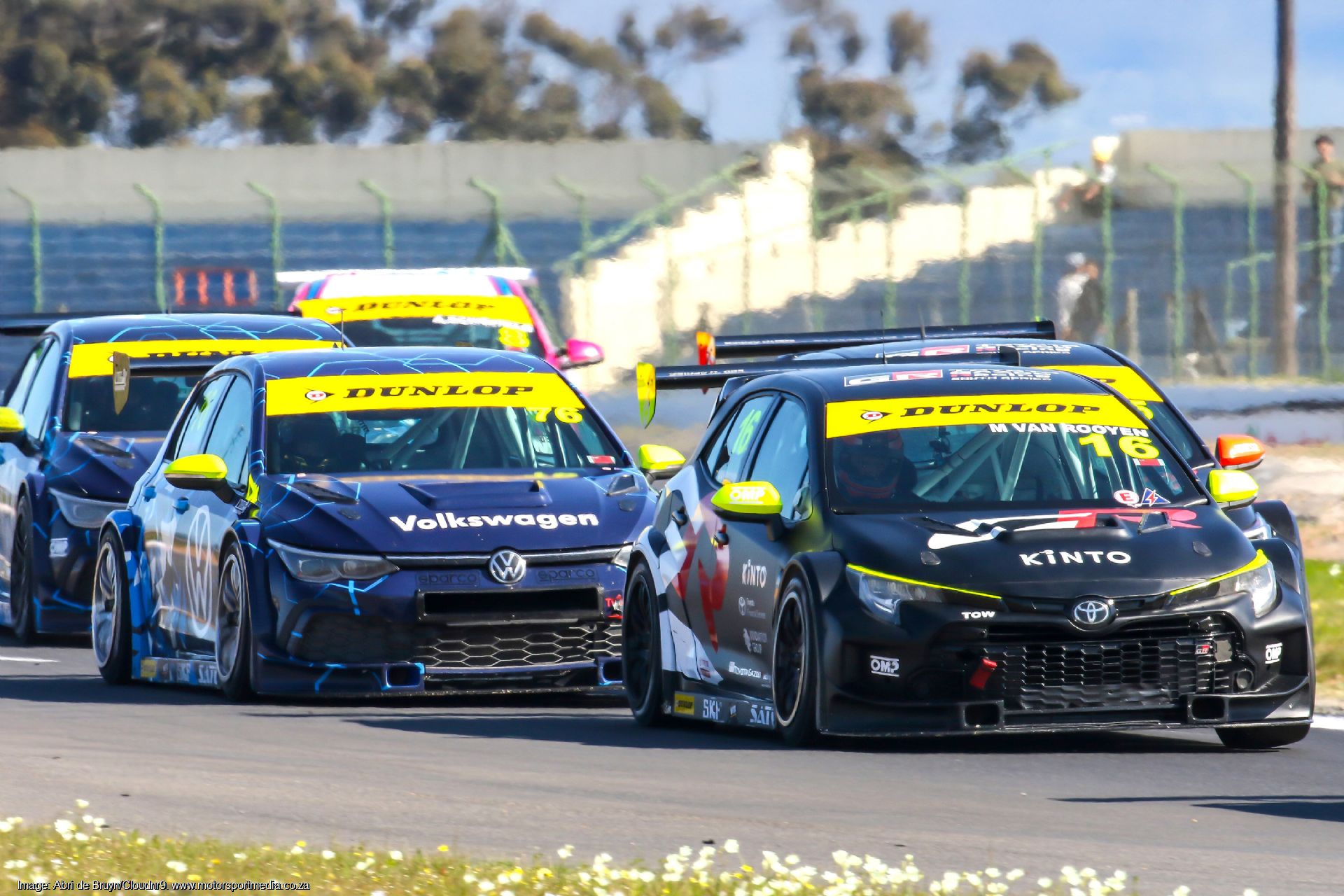 Dunlop crowns first champions of 2025