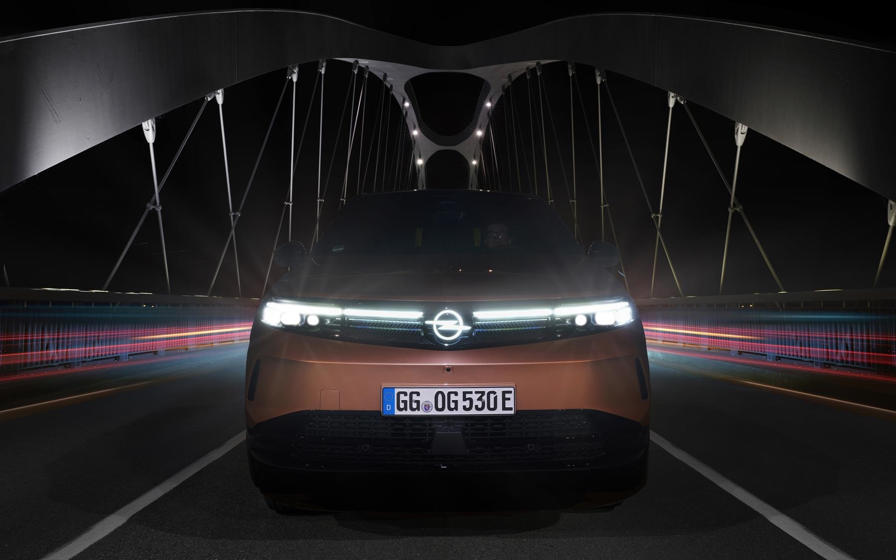 DVN Award 2025 for Intelli-Lux HD Light in New Opel Grandland