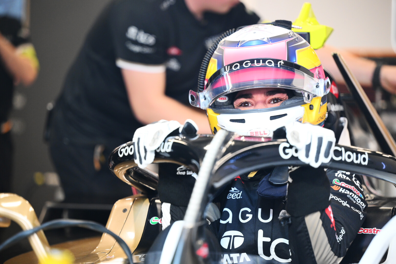 Top five finish for Nick Cassidy and Jaguar TCS Racing in Saudi Arabia 