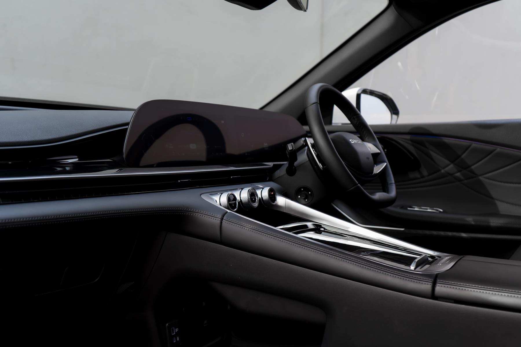OMODA launches C9 PHEV in South Africa, offering 150 km electric range, 440 kW of power, and flagship-level luxury OMODA launches C9 PHEV in South Africa, offering 150 km electric range, 440 kW of power, and flagship-level luxury