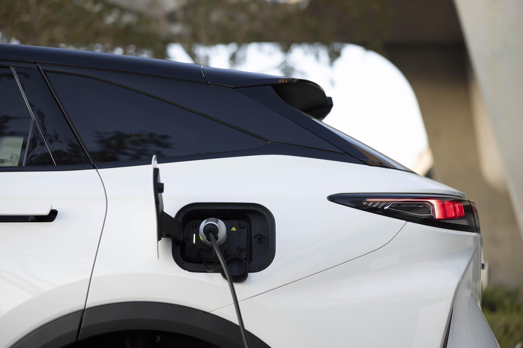 OMODA launches C9 PHEV in South Africa, offering 150 km electric range, 440 kW of power, and flagship-level luxury OMODA launches C9 PHEV in South Africa, offering 150 km electric range, 440 kW of power, and flagship-level luxury