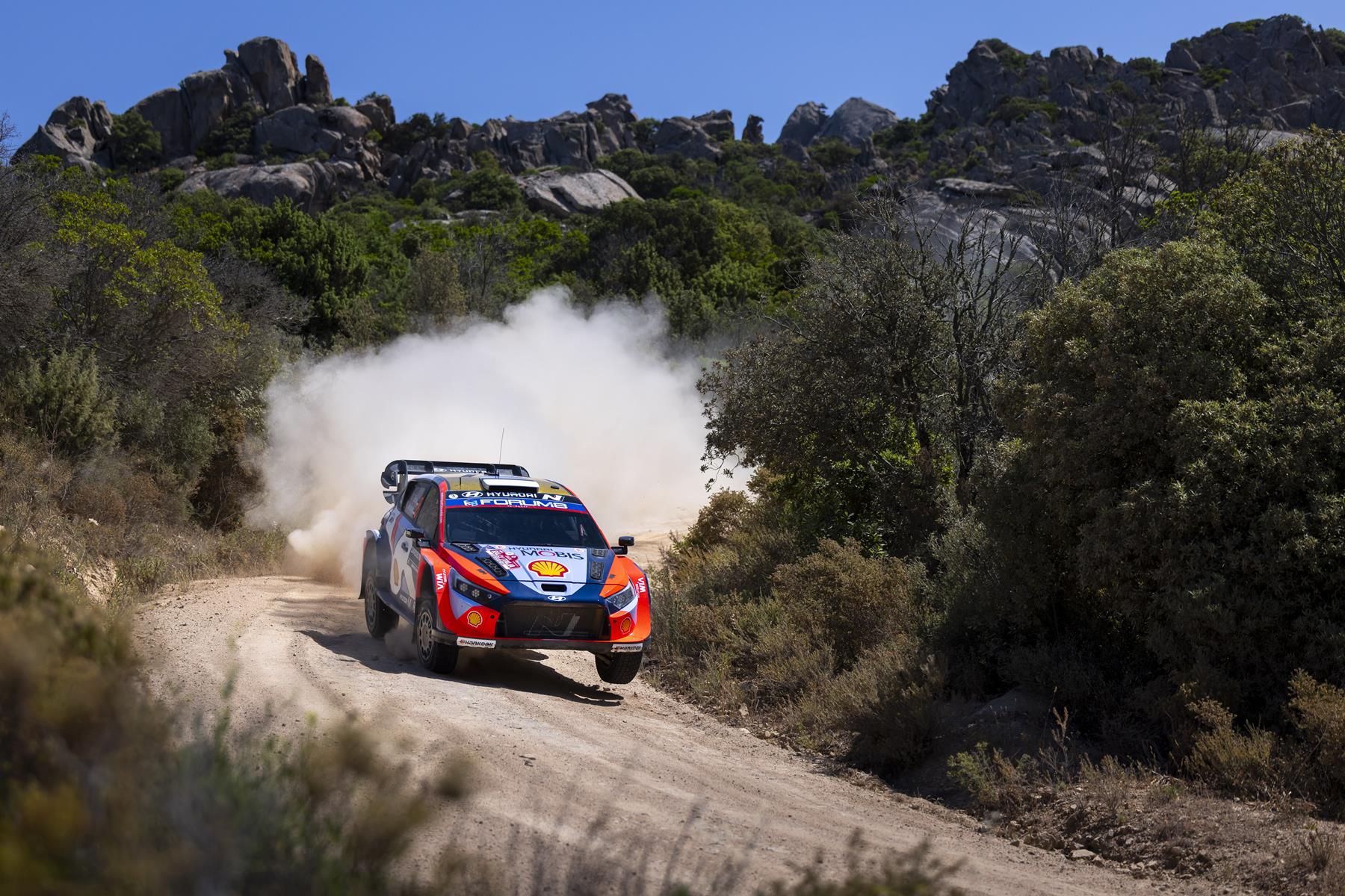 Hyundai Shell Mobis World Rally Team’s Ott Tänak and Martin Järveoja finish second overall at Rally Italia Sardegna