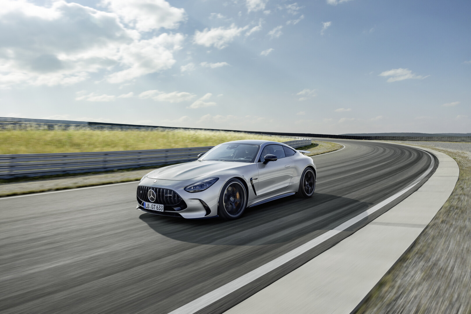 King of the Hill, the Mercedes-AMG GT 63 S E PERFORMANCE: Fastest accelerating AMG series model 