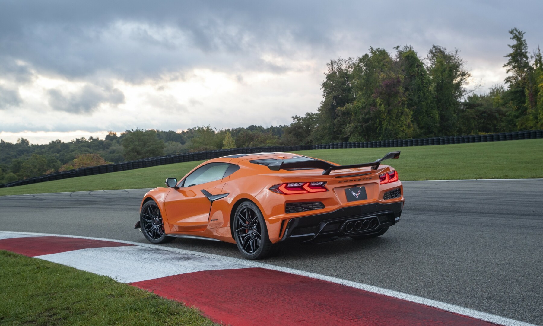 Corvettes At the Ready - American Sportscars in SA 