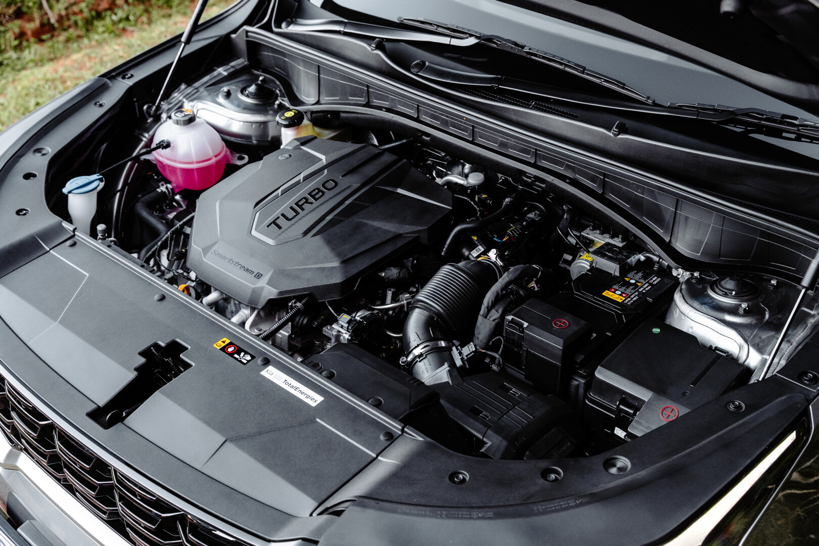 Efficient, powerful turbodiesel engine