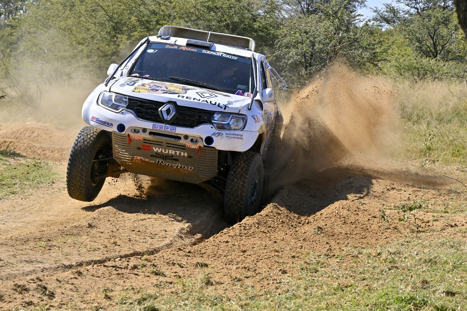 Star-studded entry list for the Renault KEC 400 the SA Rally-Raid Championship season opener