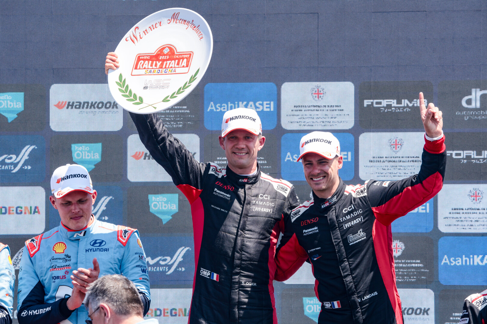 Ogier and Toyota Gazoo Racing clinch dramatic Sardinia triumph 
