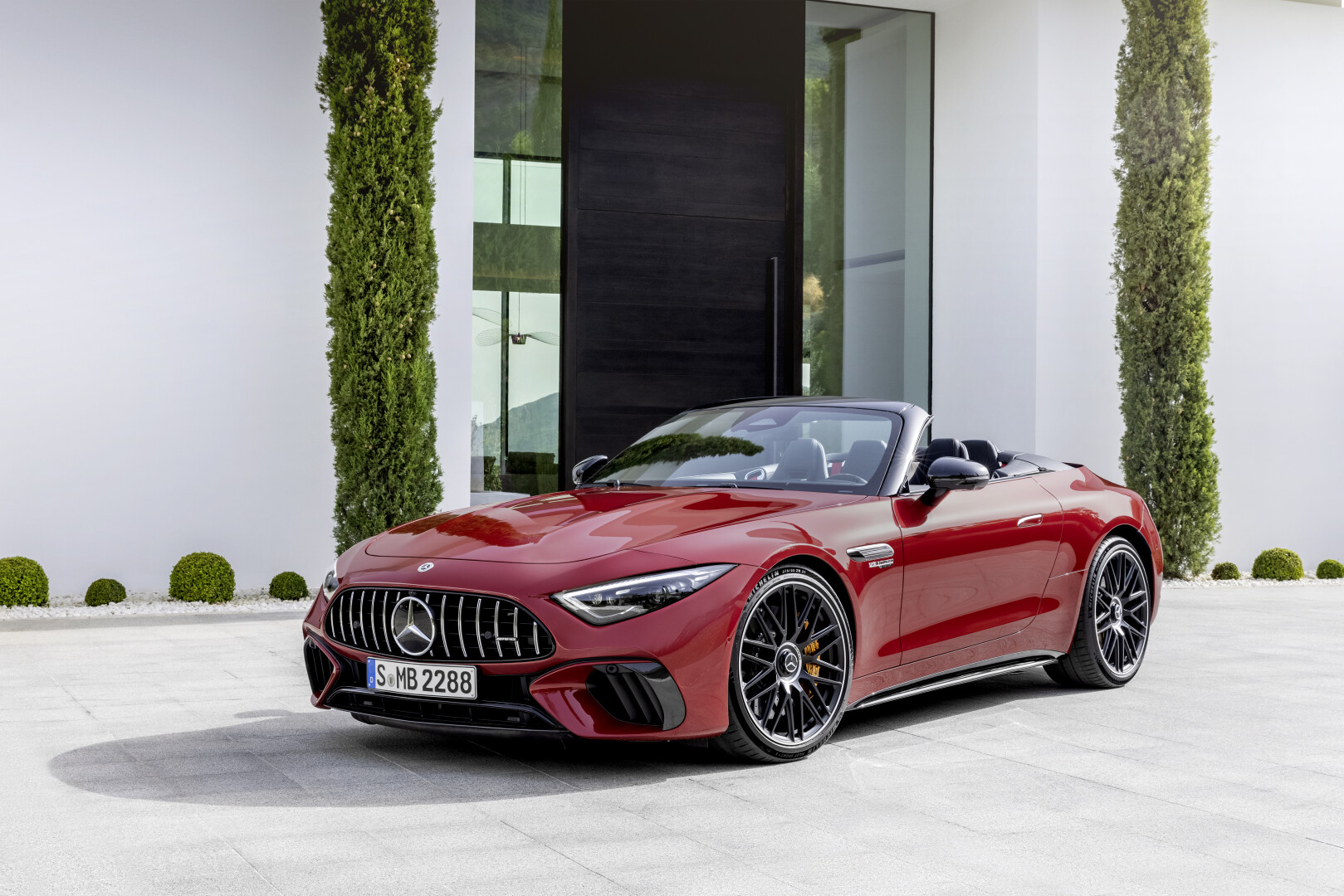 The Mercedes-AMG SL 63: A performance icon reborn