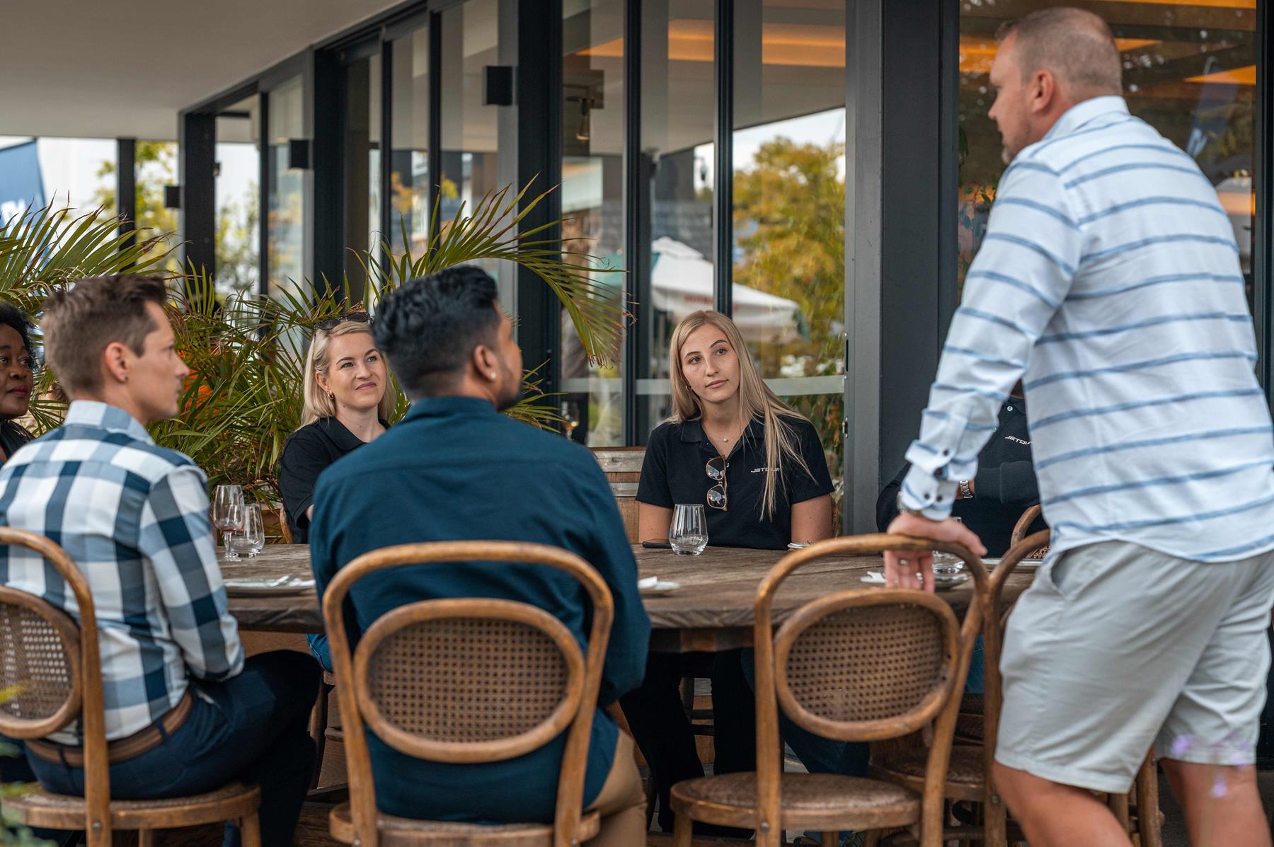 Jetour customers treated to wining and dining at Noble Roots Wine Festival
