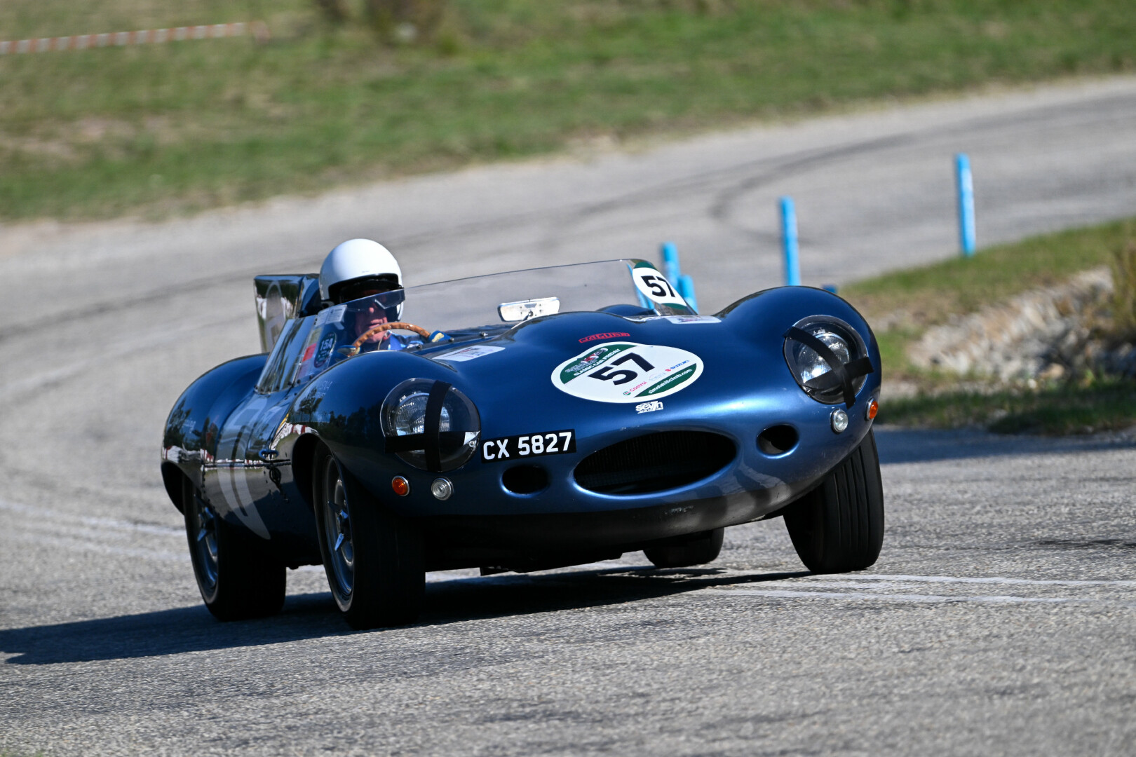 Gleaming metal and old-fashioned fun for Classic Car Friday at 2025 Simola Hillclimb