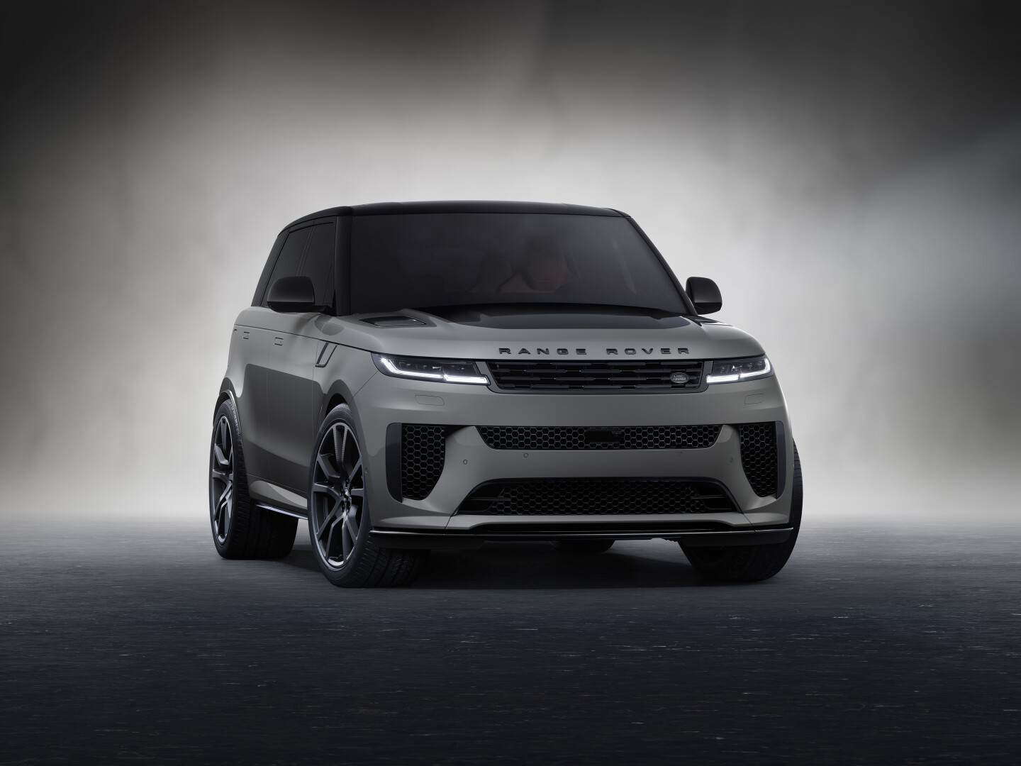 The ultimate in exclusive sporting luxury: Range Rover Sport SV EDITION TWO now available in South Africa 