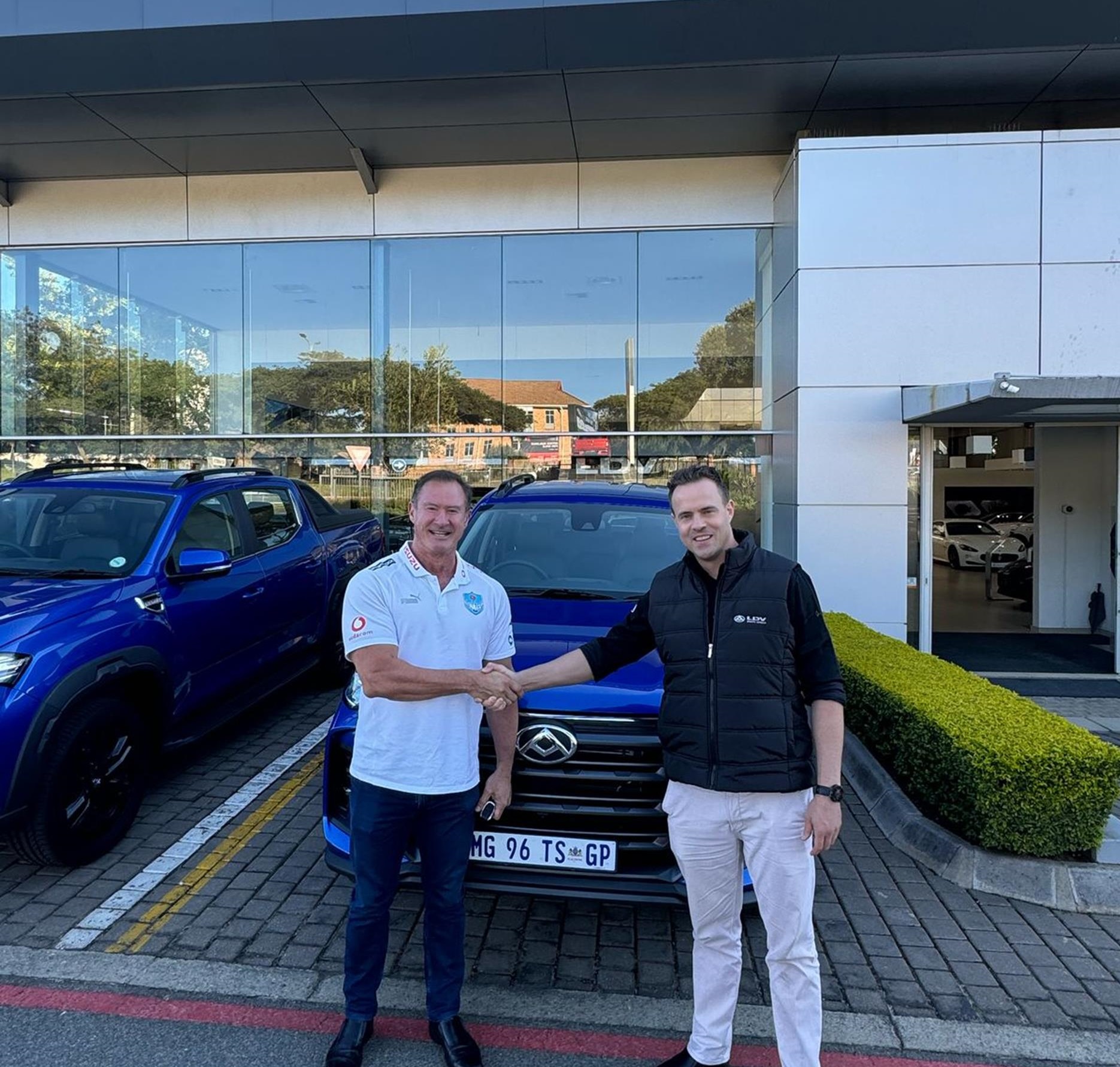 LDV South Africa Announces Prestigious Partnership with President and General Manager of the Blue Bulls Rugby Union