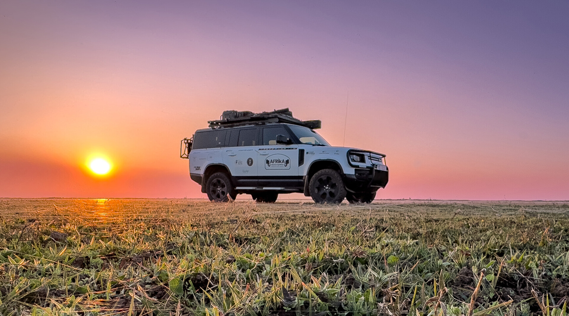 Defender powers humanitarian efforts as Kingsley Holgate Foundation embarks on latest expedition 