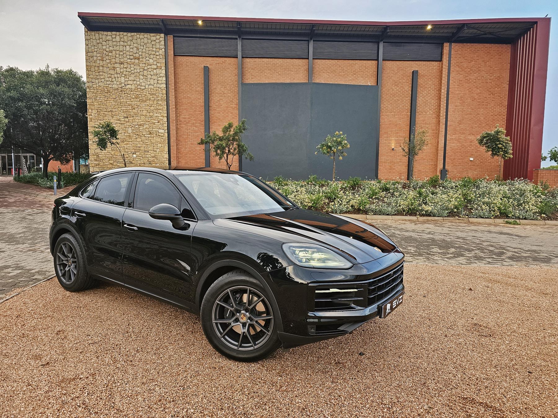 Porsche Cayenne Coupé – now with 'SVI Lite' partial armour!