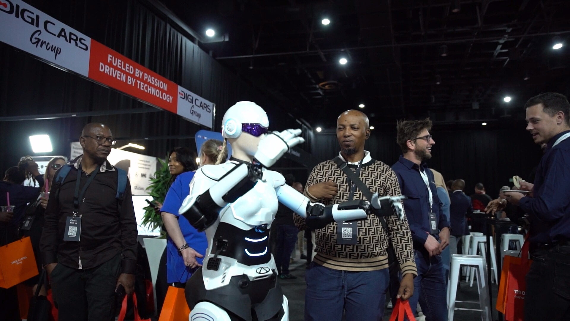 DigiCars Group Captivates DealerCon 2025 with Innovation, AI, and South Africa’s First Chery Humanoid Robot 