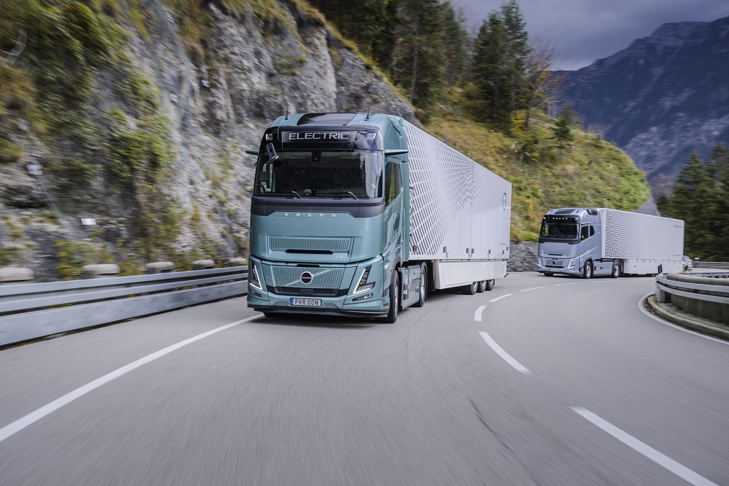 Milestone: One million connected Volvo trucks on the road