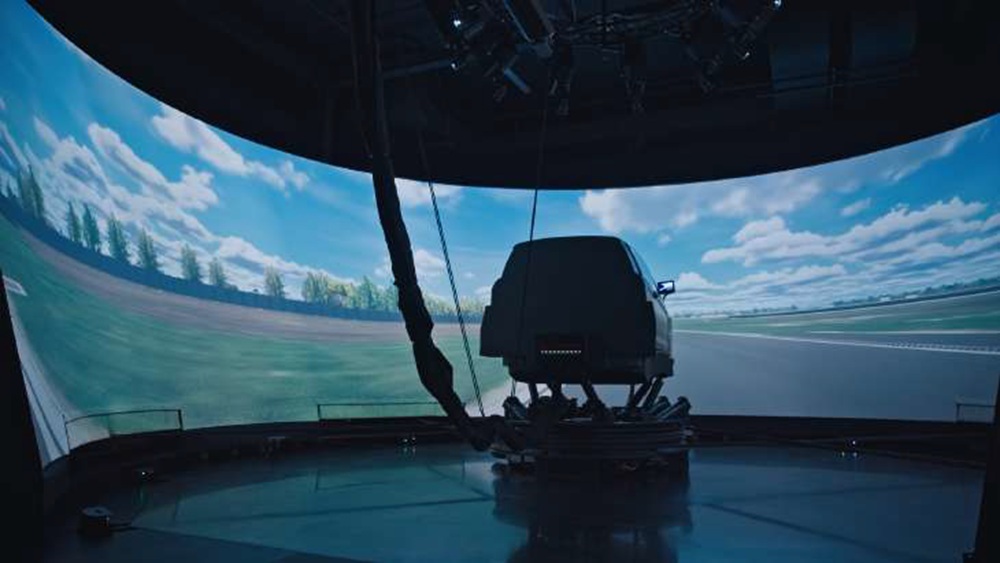 Bridgestone Advances Virtual Tyre Development as Driver-in-the-Loop Simulator Goes Live